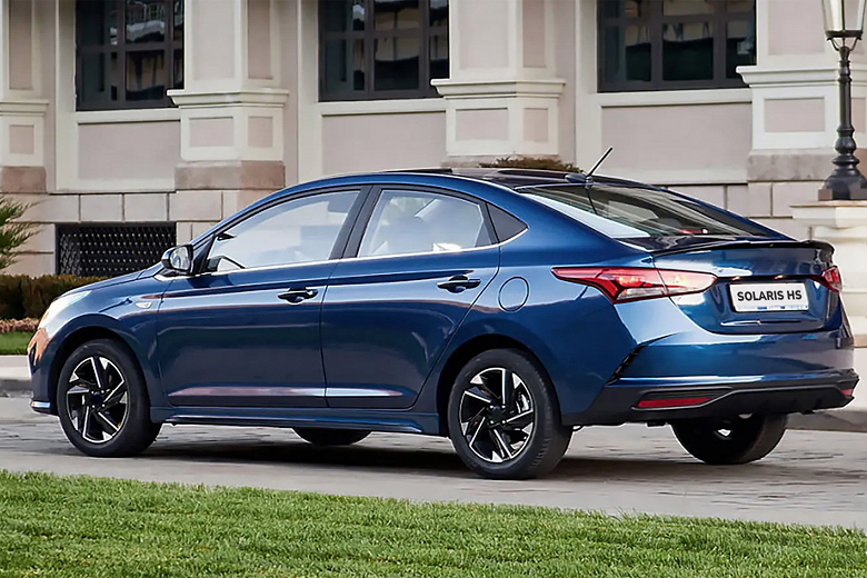 &laquo;Убийца&raquo; Lada Vesta: перечислены особенности и цены всех версий Solaris HS